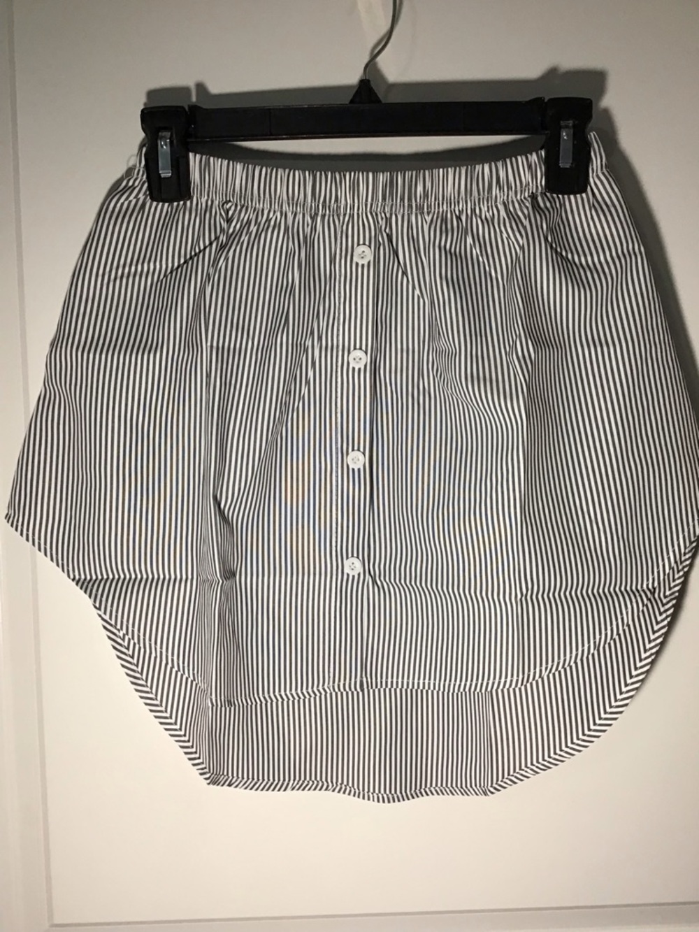 High-Low Striped Button-Front Juniors Skirt - Gray and White Size L